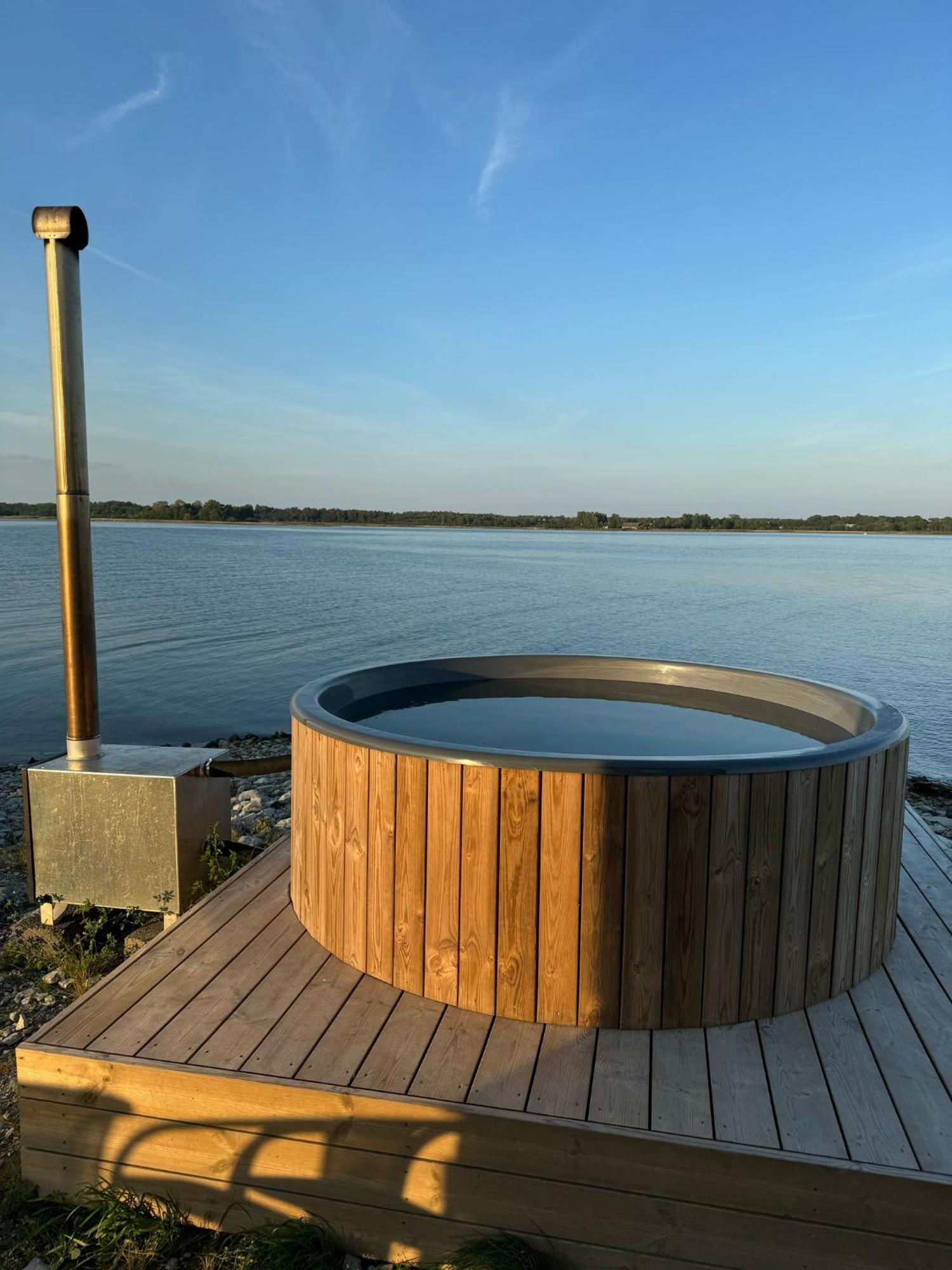 Lounaranna Harbour Accommodation Simisti Eksteriør billede