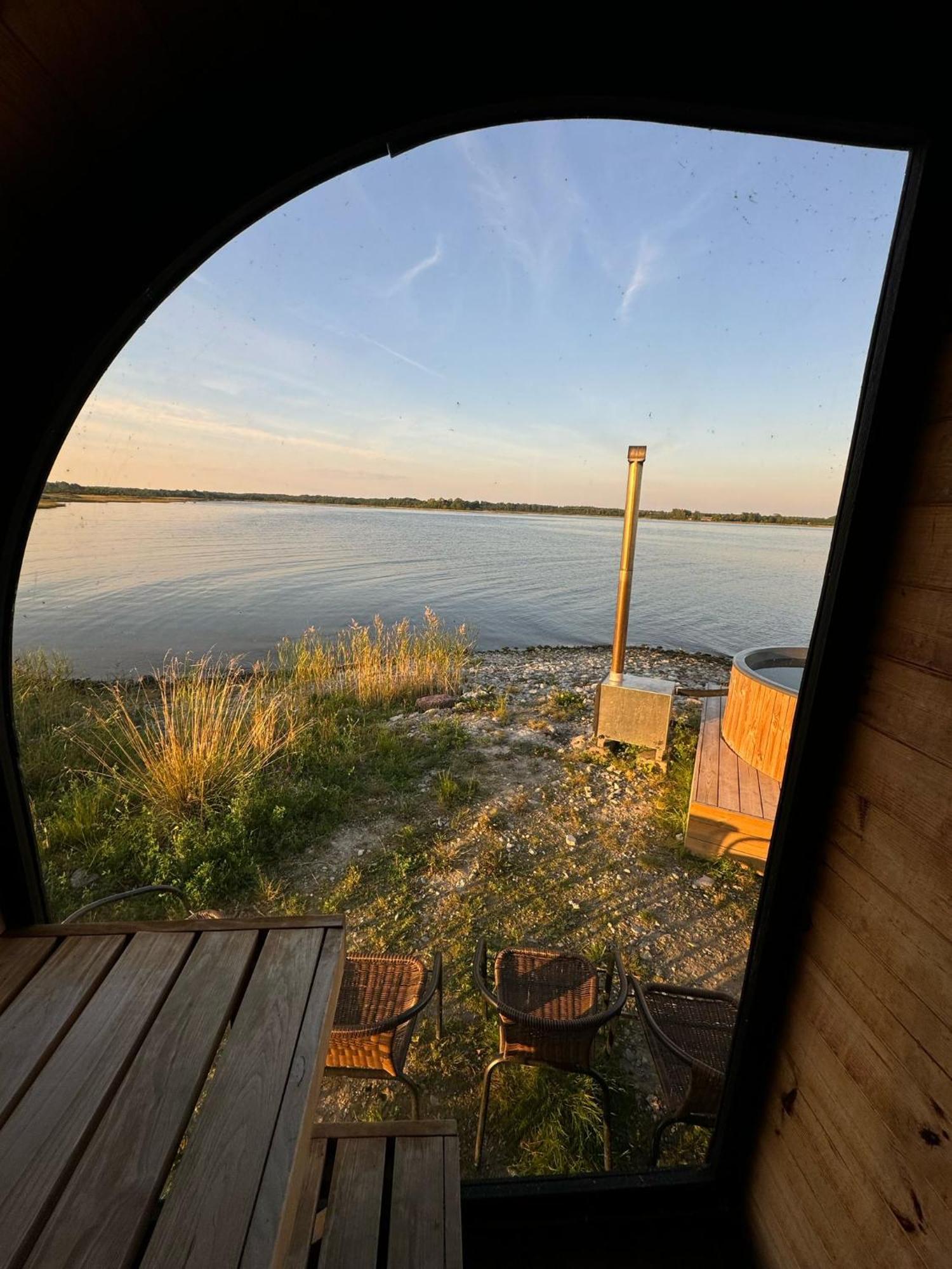 Lounaranna Harbour Accommodation Simisti Eksteriør billede